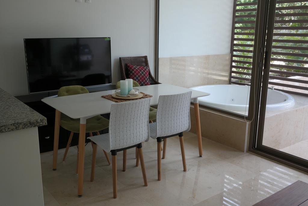 Bahia Principe Vacation Rentals - Quetzal - One-Bedroom Apartments Chacalal エクステリア 写真